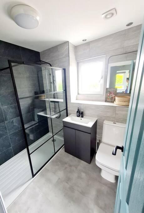 Spacious 5Bed House, Free Parking, No Party ! Glasgow Exteriér fotografie