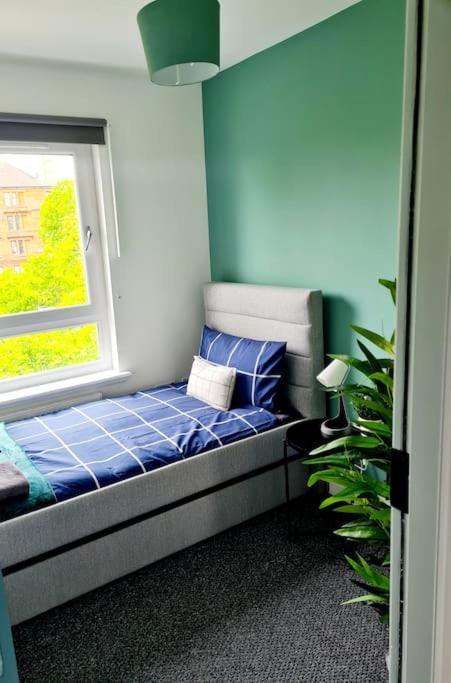 Spacious 5Bed House, Free Parking, No Party ! Glasgow Exteriér fotografie